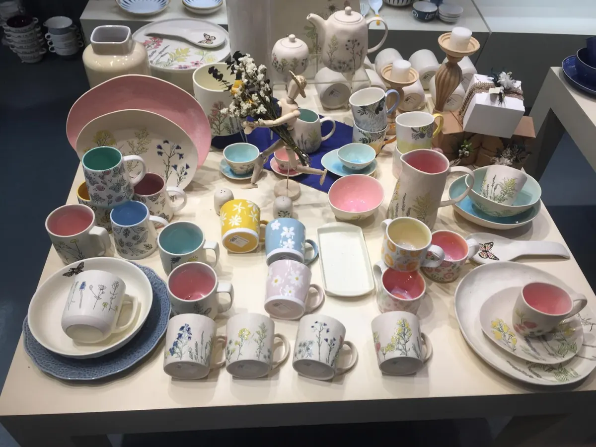Tabletop assortment display